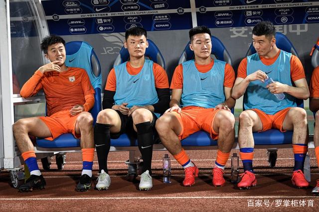 斯诺克世锦赛：赵心童首轮击败海菲尔德