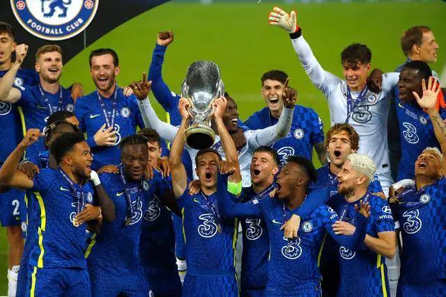 波士顿马拉松：肯尼亚选手包揽男女组冠军 双双实现卫冕